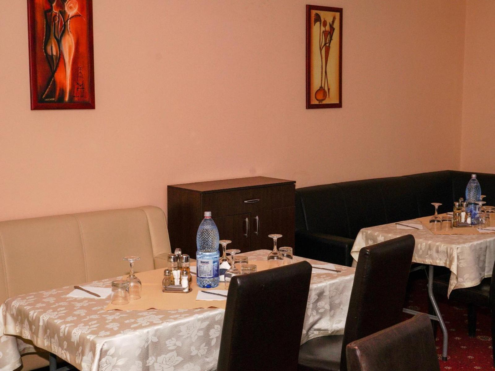Hotel Criss Bucarest Extérieur photo