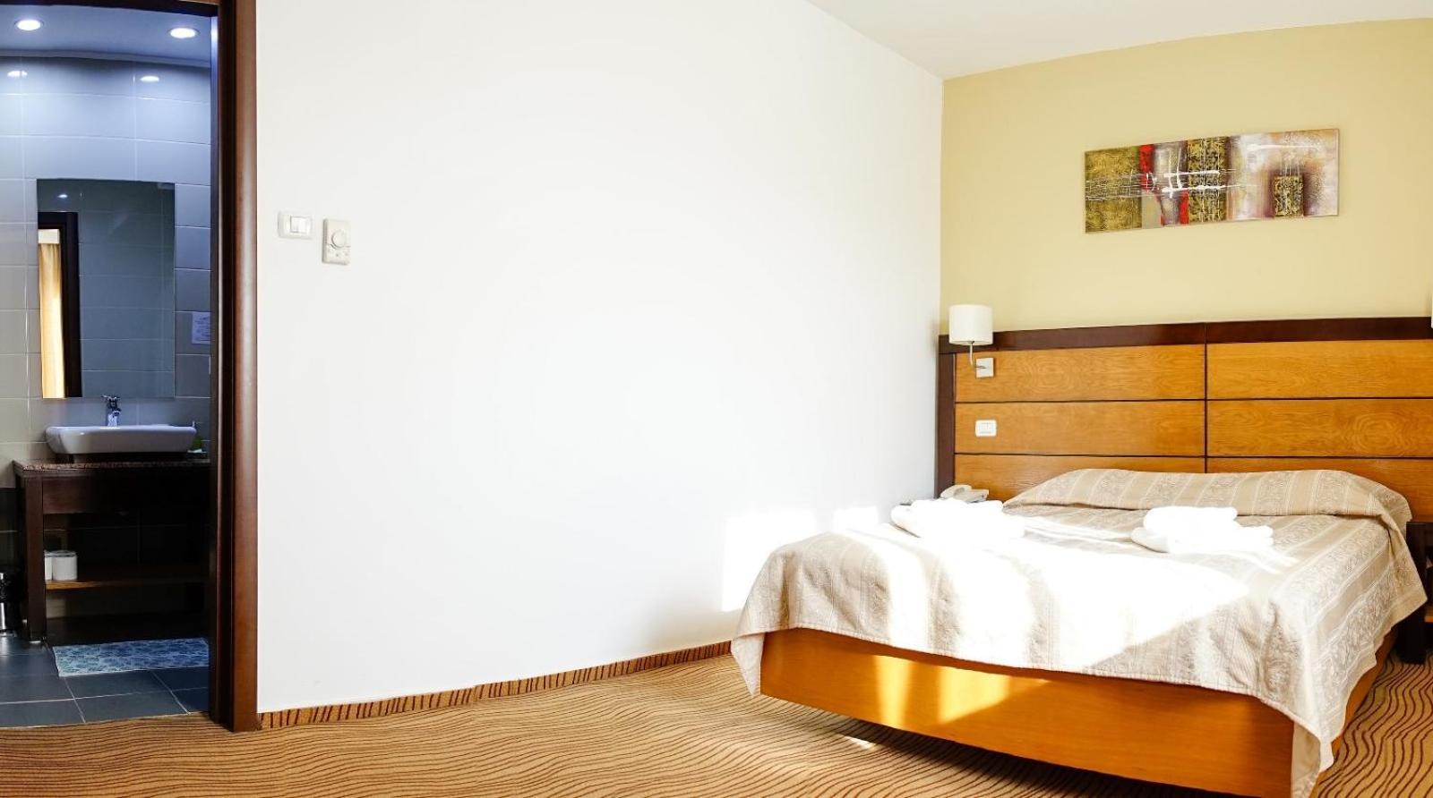 Hotel Criss Bucarest Extérieur photo